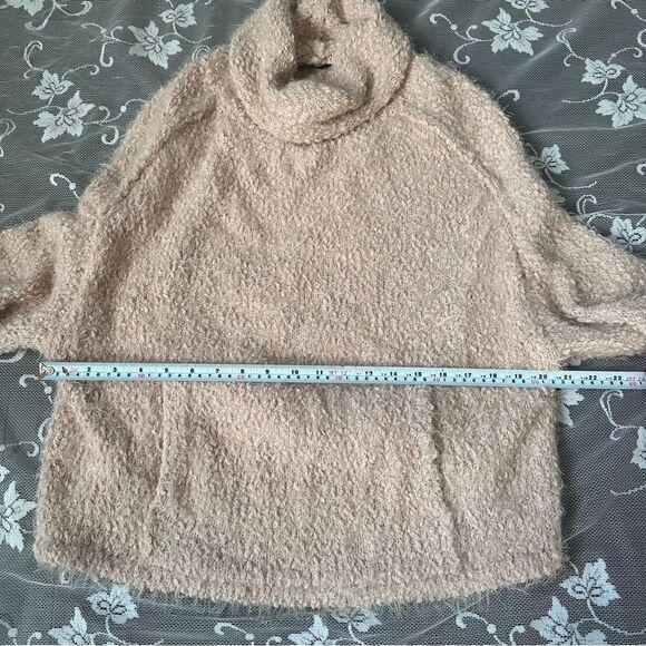 Young Fabulous & Broke Lorena Blush Pink Fuzzy Sweater S/M - Picture 11 of 16